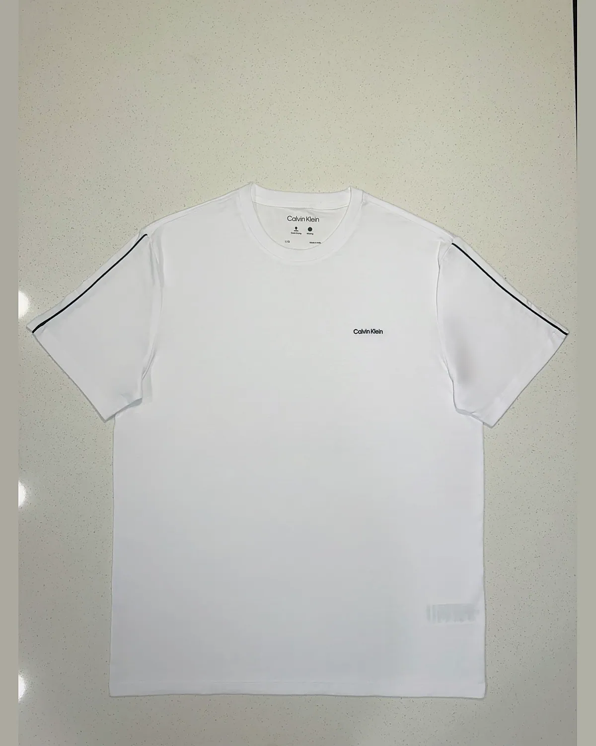 Remera Calvin Klein blanco