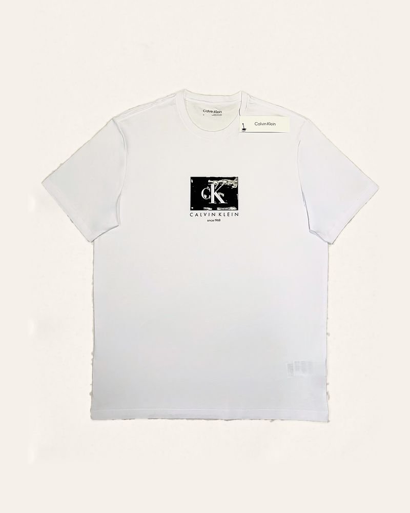 Remera Calvin Klein blanco