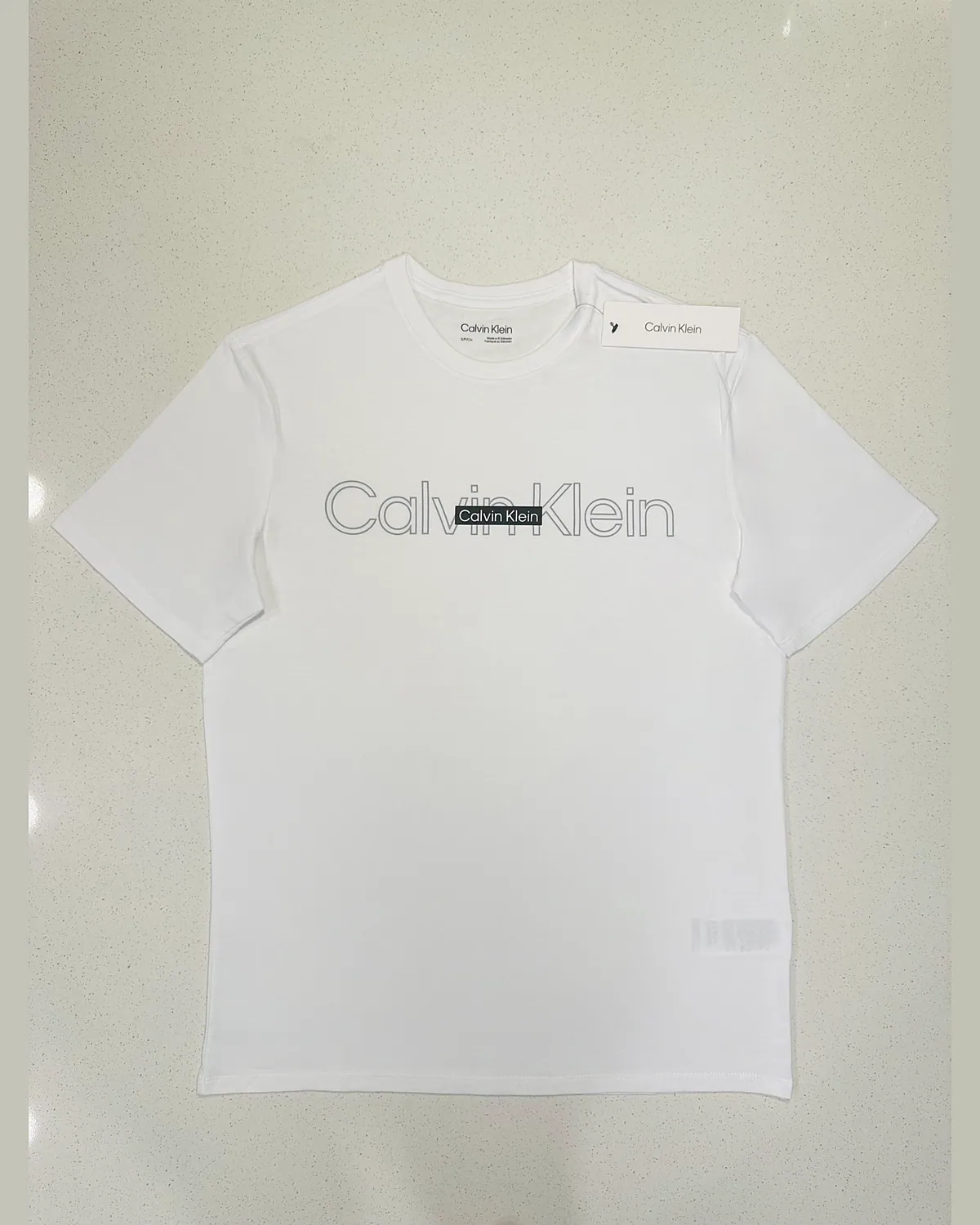 Remera Calvin Klein blanco