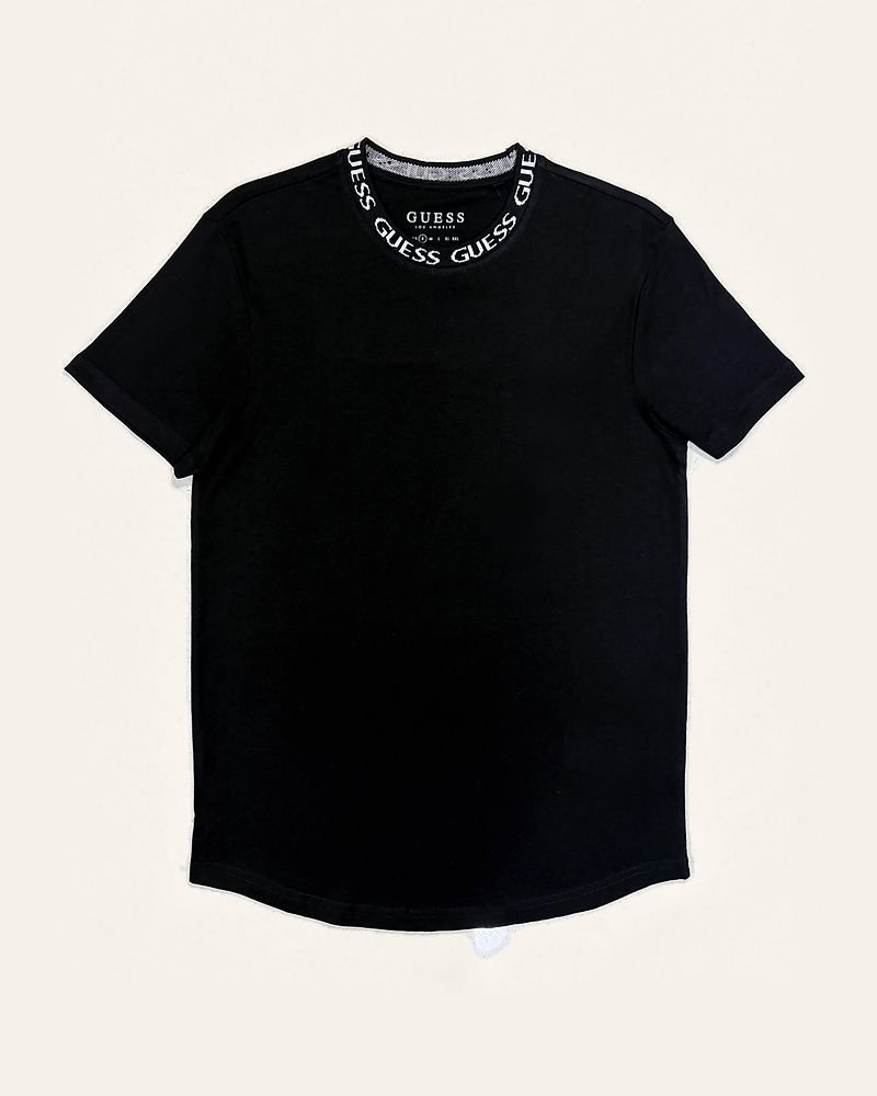 Remera Guess negro