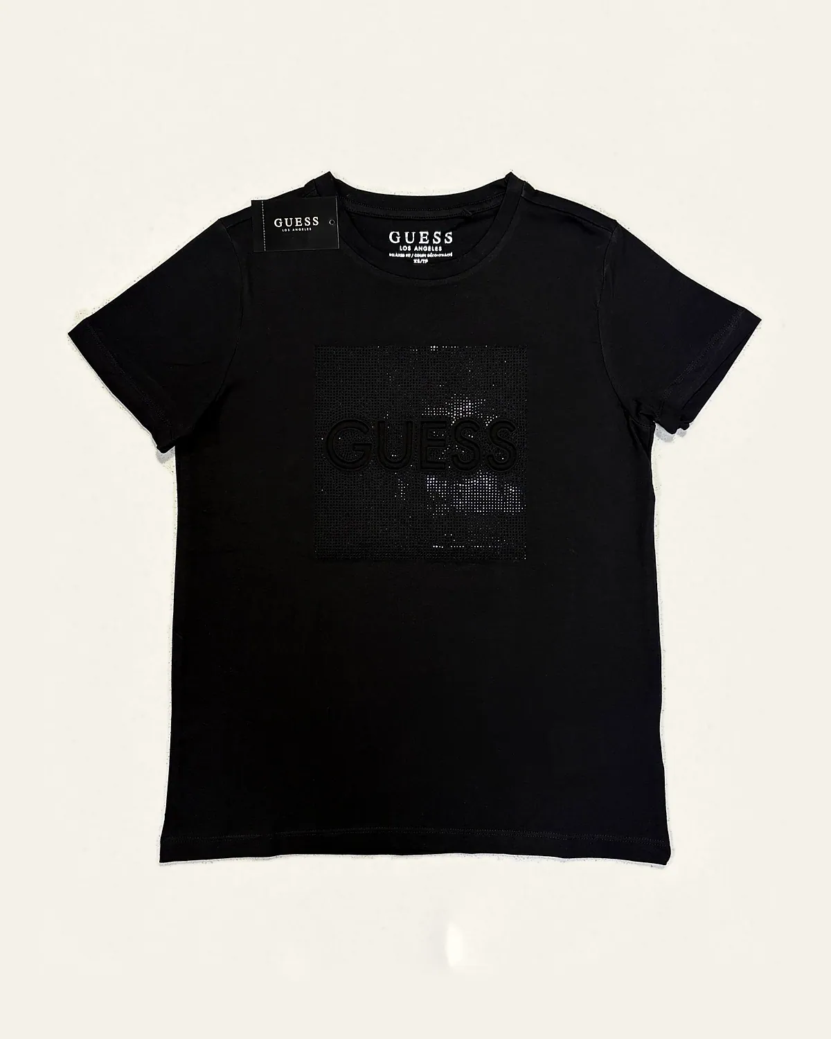 Remera Guess negro